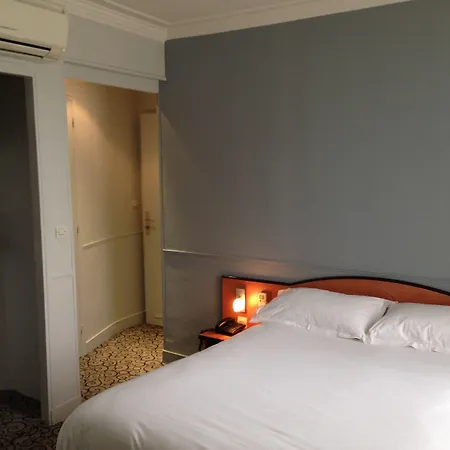 Hotel Gare De Lyon Paříž