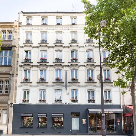 Hotel Gare De Lyon Paříž