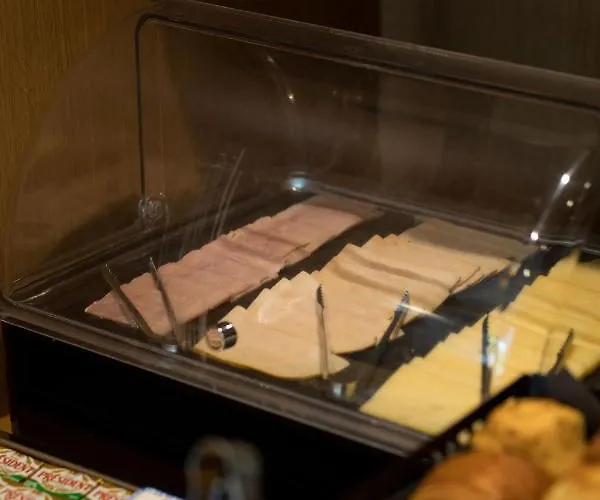 Hotel Gare De Lyon 3*